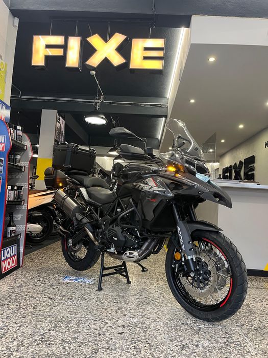 Benelli TRK 502 X de 2025 Moto nova (Apenas 129 Kms)