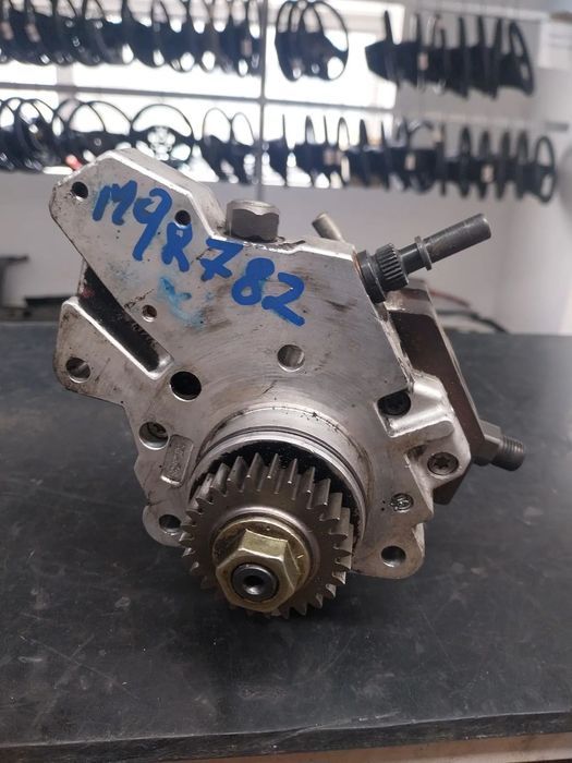 Bomba injectora Renault 2.0 dci Ref: 0445010099