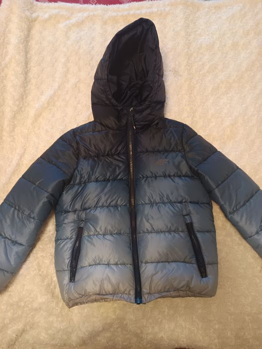 Sprzedam kurtkę 4F chłopięca Wzrost 140 cm