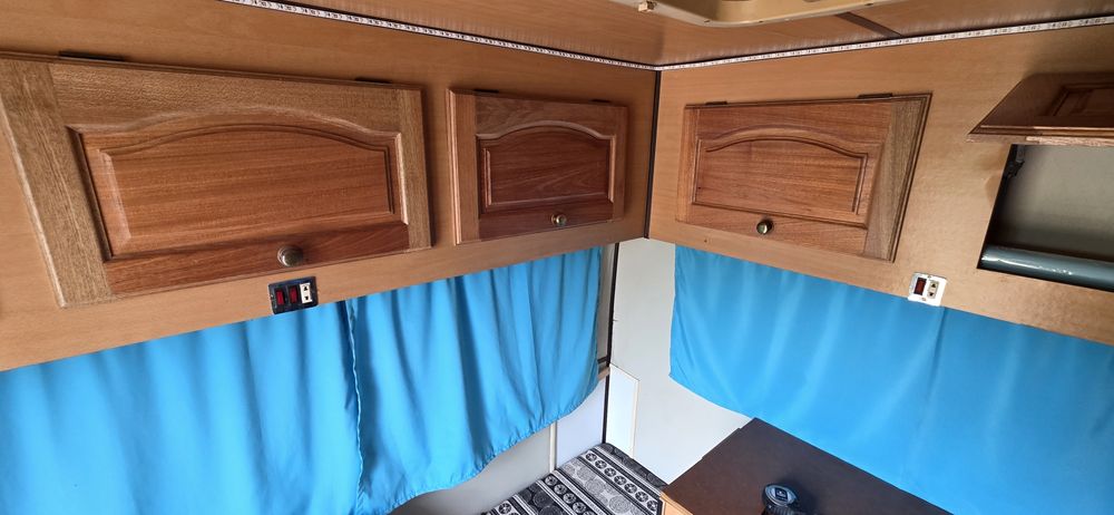 Vendo caravana  com avançado