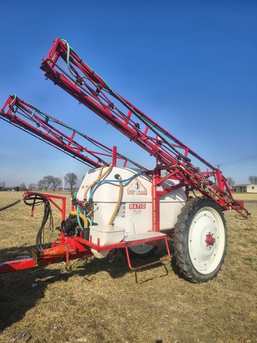 Opryskiwacz  NORD PULVE  21m 2400l. Kvernelnd. Dawka z komputera . 6 s