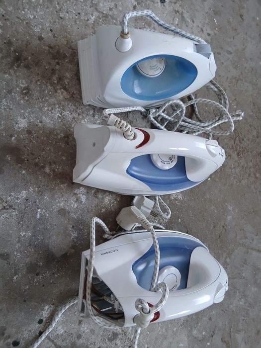 3 ferros de passar a roupa
