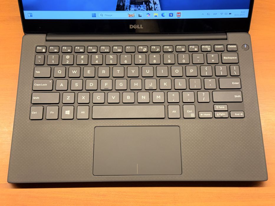 Dell XPS 13 9360, FHD IPS Touch, i5-7300U, 8 RAM, 256 m.2