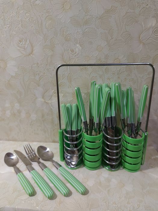 Набор столовых приборов