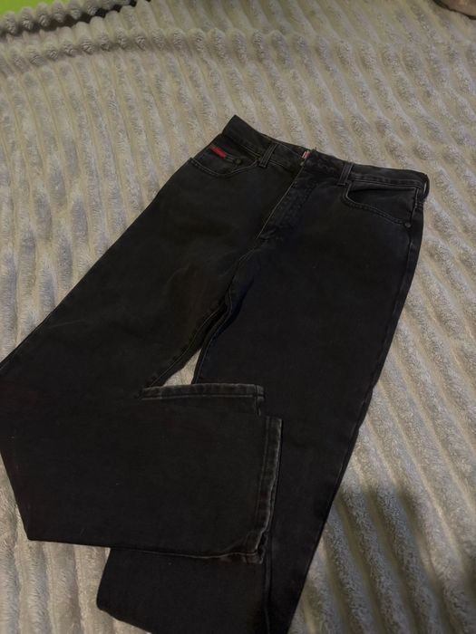 Чоловічі чорні джинси