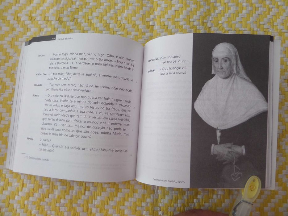 FREI LUÍS DE SOUSA
Organização e notas de Ana M. Coutinho e Castro