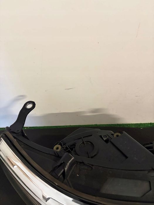 lampa prawa reflertor prawy bmw e60 e61 bi xenon nie skrętny demonta