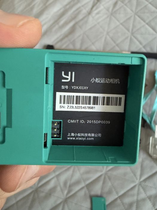 Экшин камера Xiaomi YI