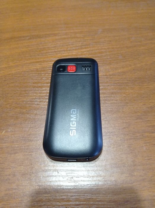 Продам телефон кнопочний.