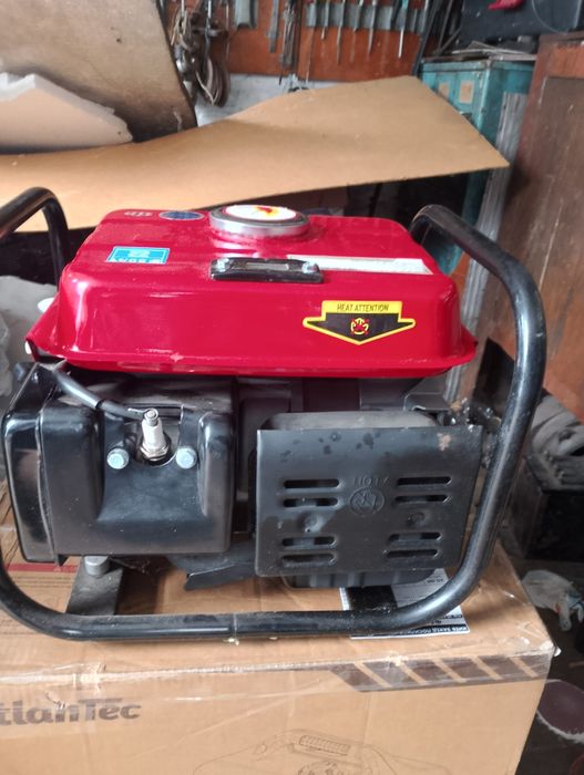 Генератор бензиновий