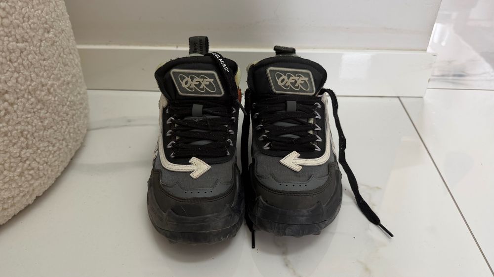 Off-White Odsy-1000