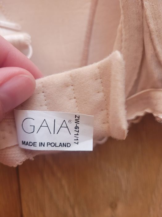 Biustonosz GAIA 65H