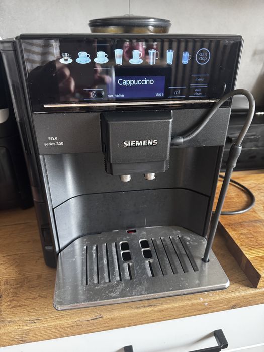 Simens  Eq6 series 300 ekspres do kawy