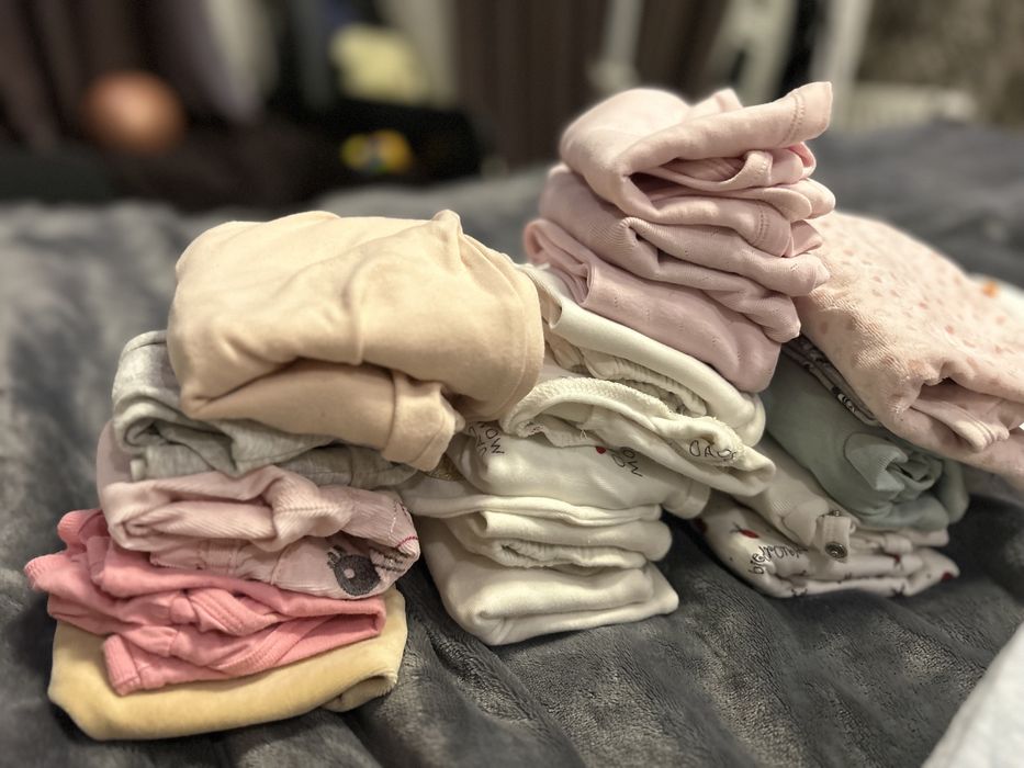 Дуже великий пакет дитячих речей на дівчинку 0-3 м