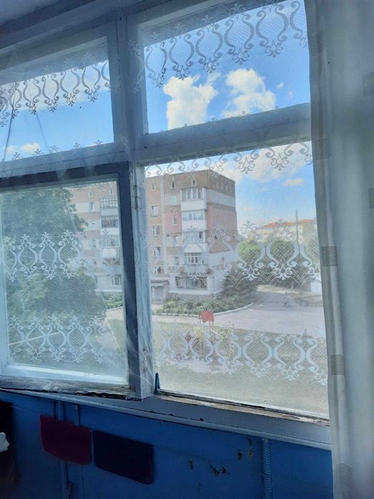 Продам 3 к.квартиру,в центрі міста,вул.Коновальця,буд.4