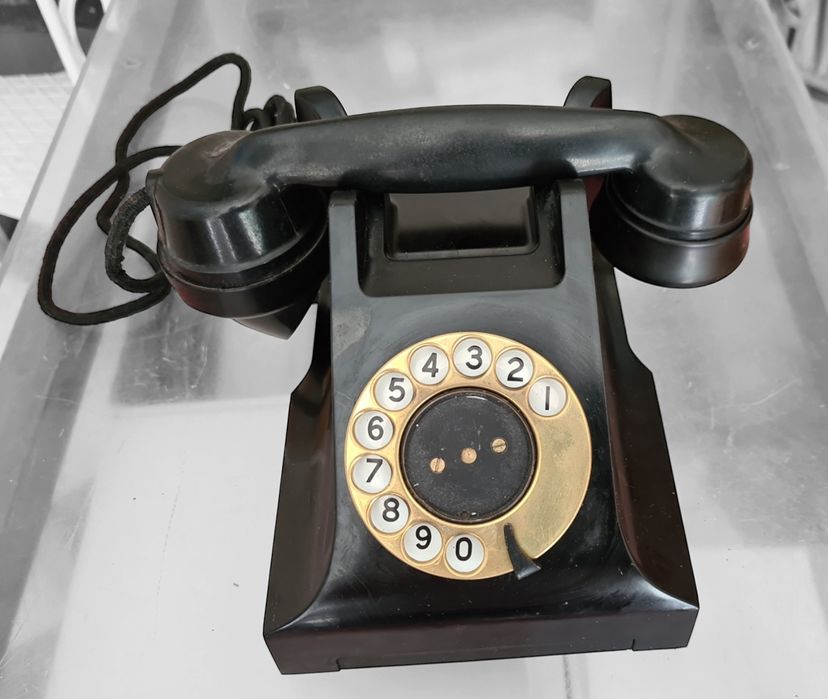 Telefone 332 de baquelite