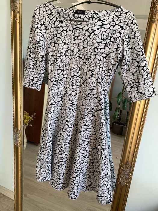 Плаття у квітковий принт