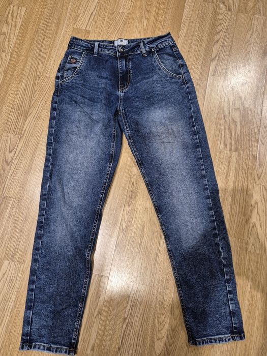 Чоловічі джинси.