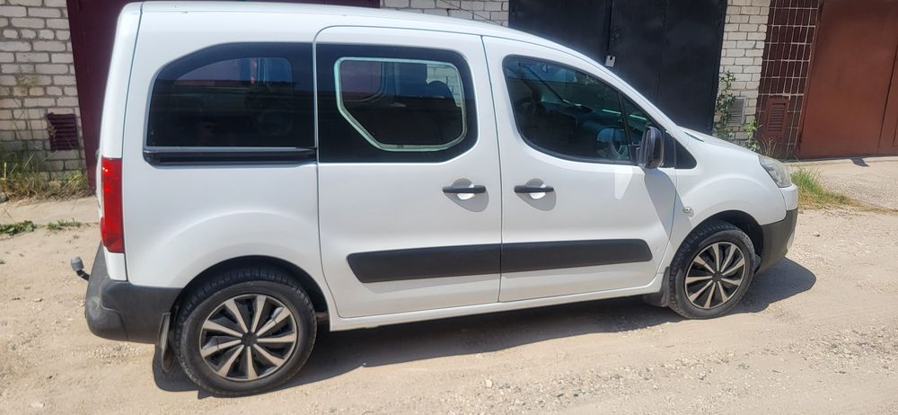 Peugeot partner  2011 1.6hdi