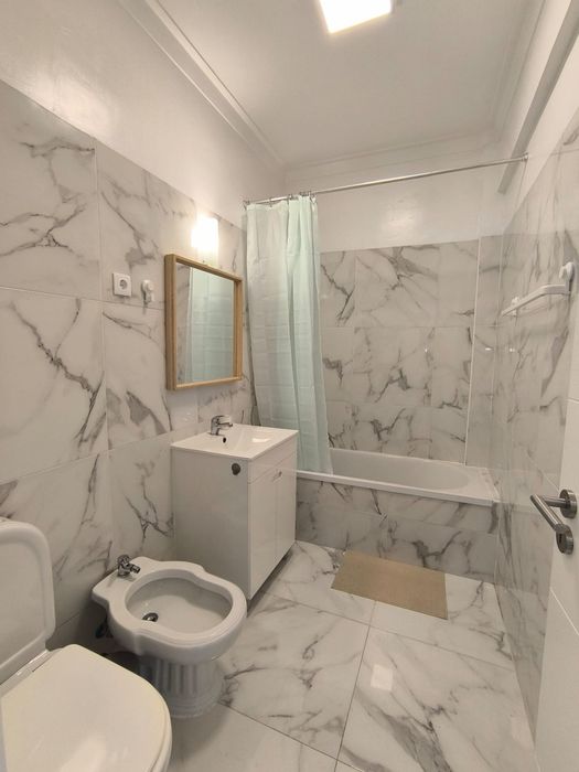 Quarto em Belas.