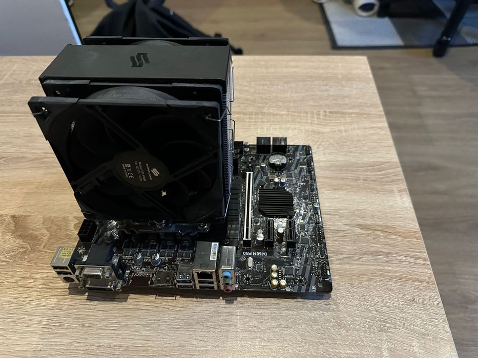 Msi b460 intel core i5 10400f chlodzenie dual fan