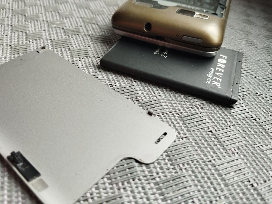 HTC Desire Z- Super Stan