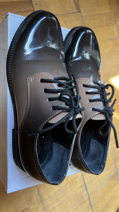 Женские стильные лаковые туфли, 38 р.