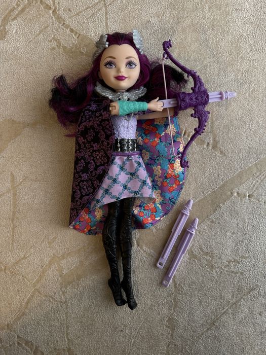 Lalka Mattel Ever After High Raven Queen Łuczniczka