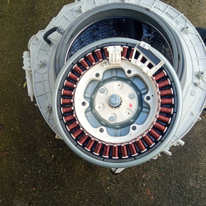 Vendo motor mais placa maquina de lavar roupa LG