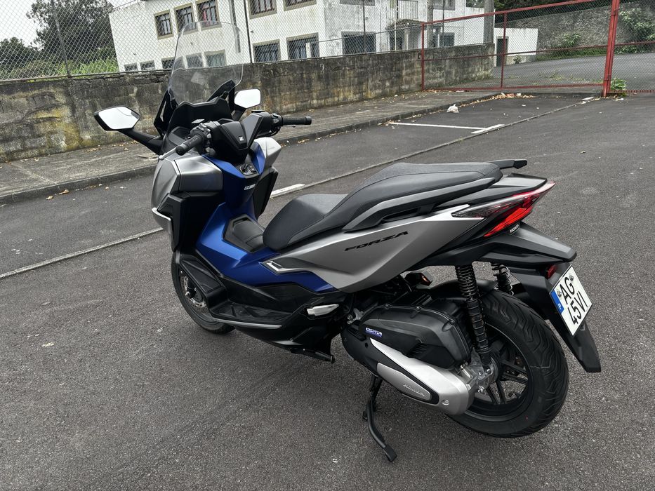 Honda Forza 125cc (poucos kms)