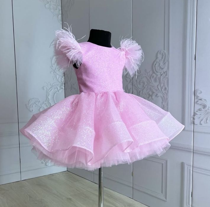 Нарядное платье, сукня на випускний