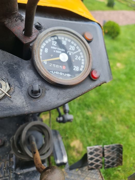 Ciagnik Ursus c 330m