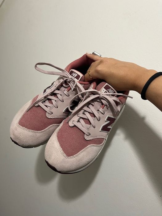 Sapatilhas New Balance quase novas tam 36