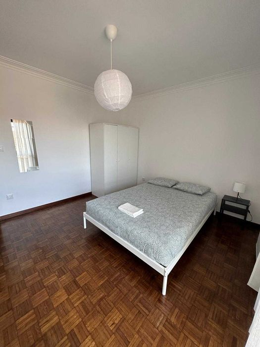 Quarto com varanda para alugar