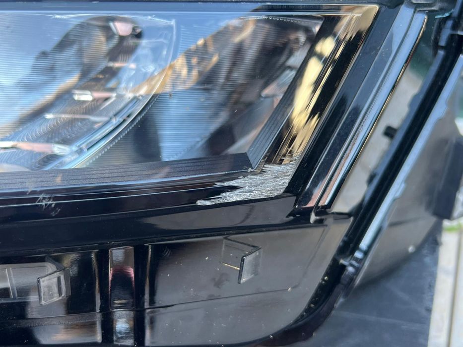 Farol Esquerdo Nissan Qashqai J13