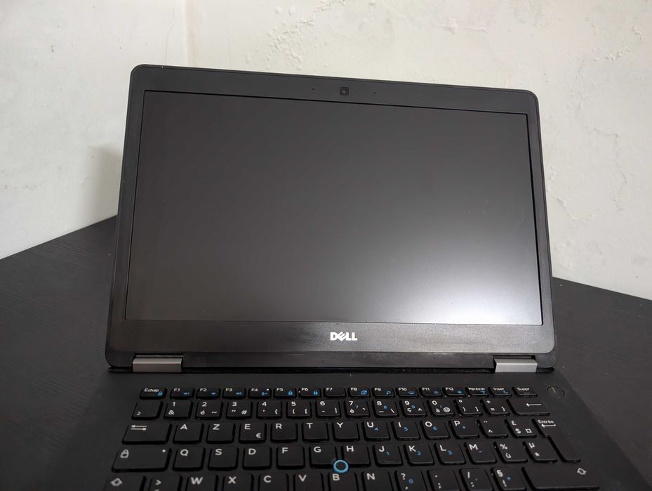 Portátil Dell Latitude E7470 i5 8GB RAM SSD #8