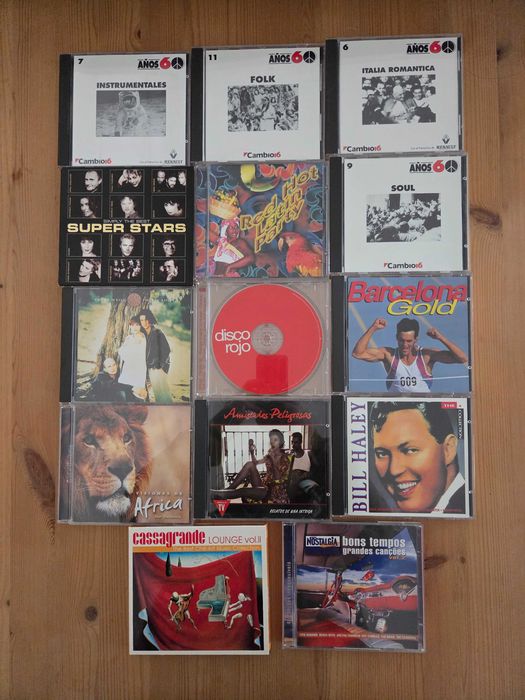 Conjunto 31 CD's de música variada