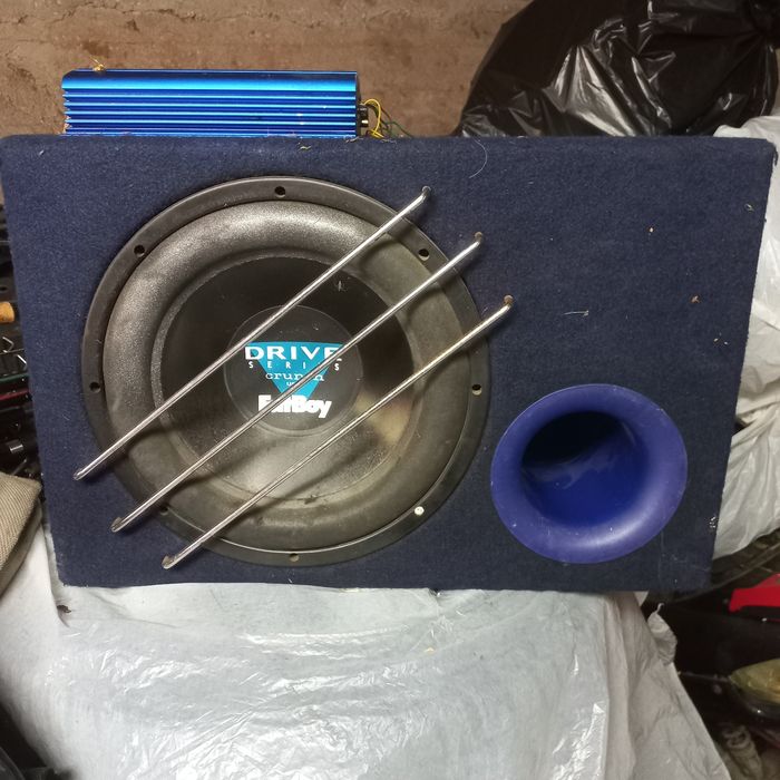 Subwoofer samochodowy