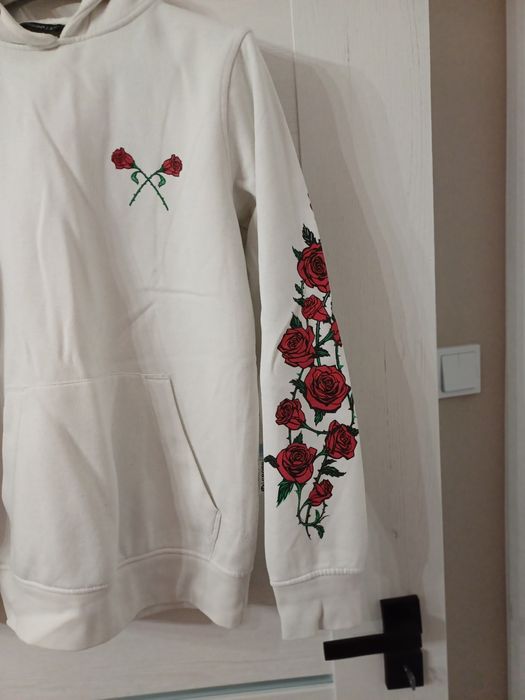 Bluza  biała  z  kapturem cropp r xs