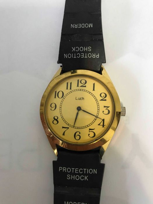 Продам часы механические ЛУЧ б/у,кварцевые новые