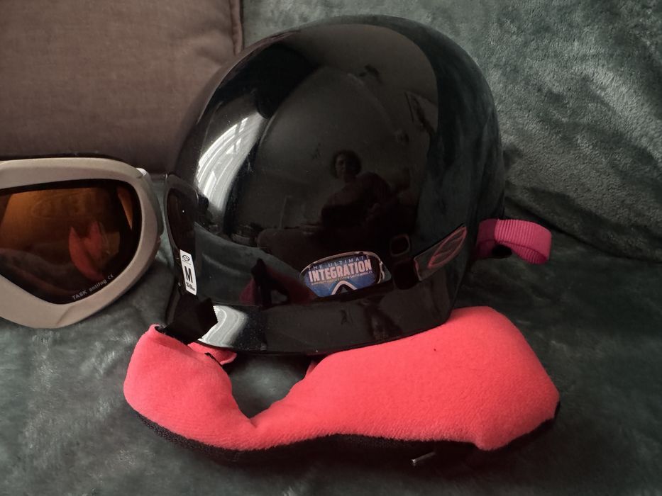 Шлем горнолыжный Smith, очки лыжные sinner на девочку 12-13