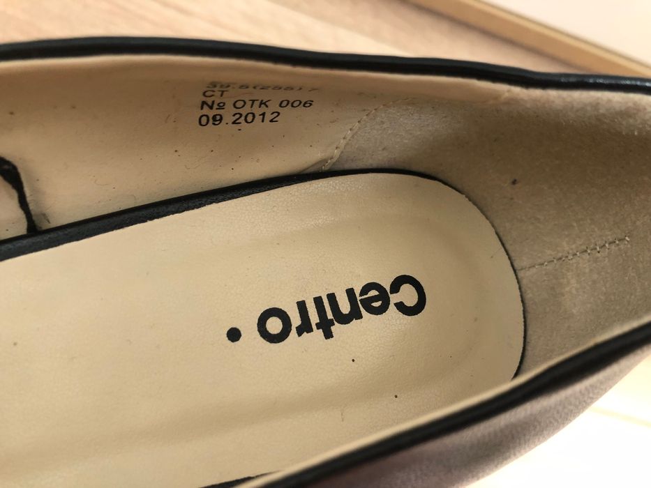 Buty czarne damskie na obcasie