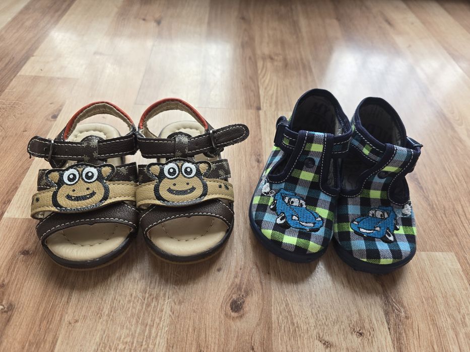 Sandałki + buty dziecięce rozmiar 18/19