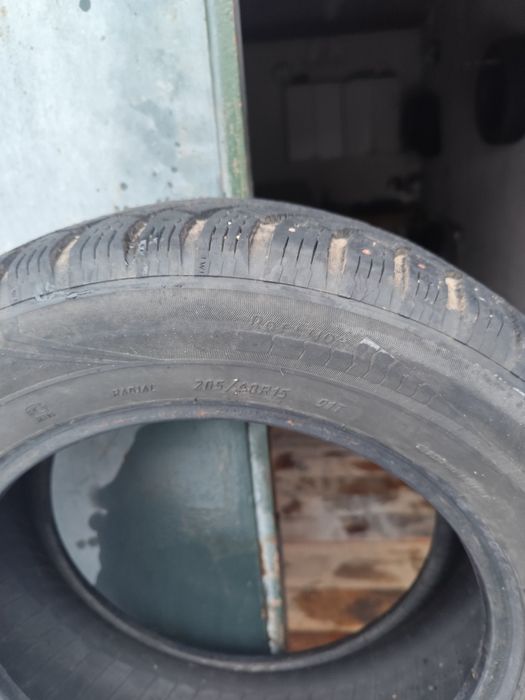 Резина зимняя   205-60/15