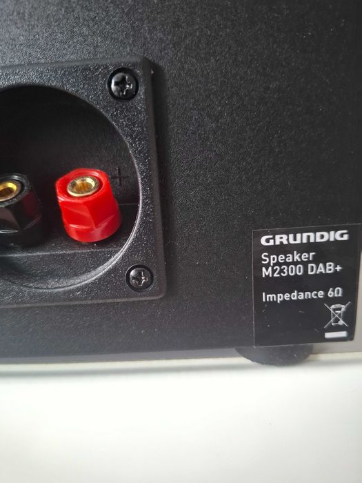 Grundig m2300 kolumny