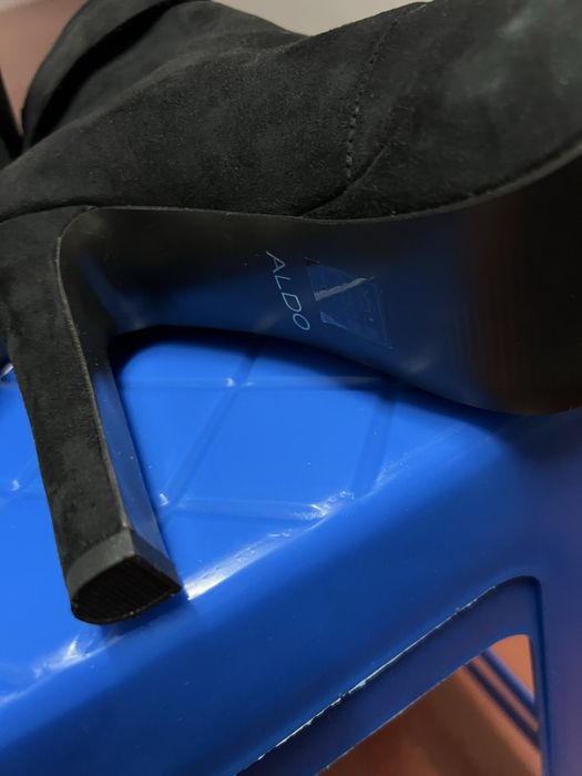 Botas Aldo em camurça