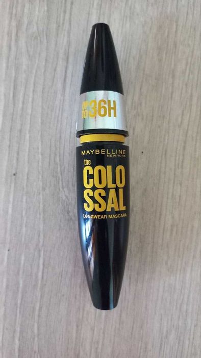 Туш для вій від maybelline водостійка