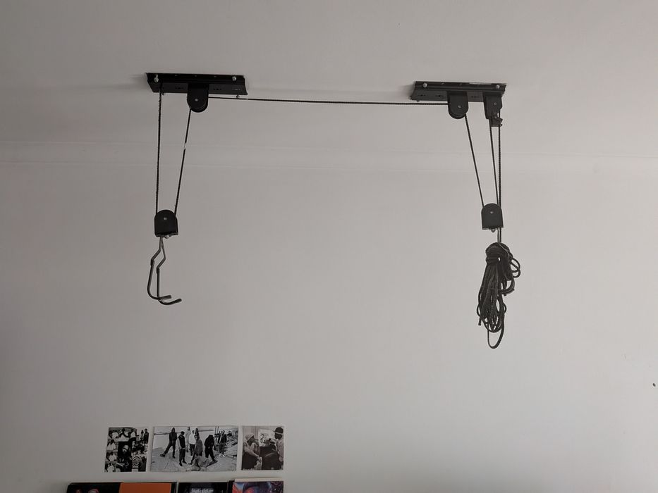 Suporte / Elevador de Teto para Bicicleta (Roldanas) - Usado