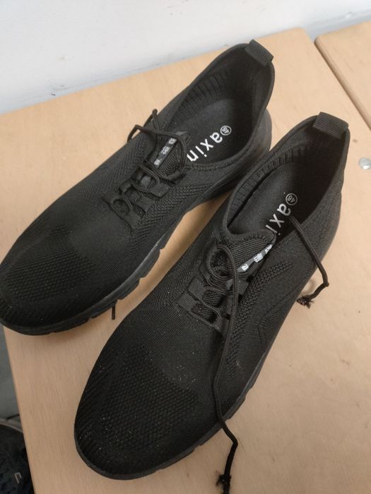 Buty sportowe męskie 46