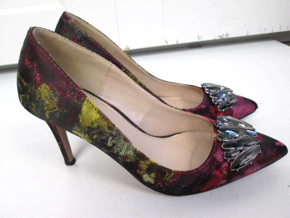 Carvela czółenka szpilki buty na obcasie eleganckie 37 jak nowe